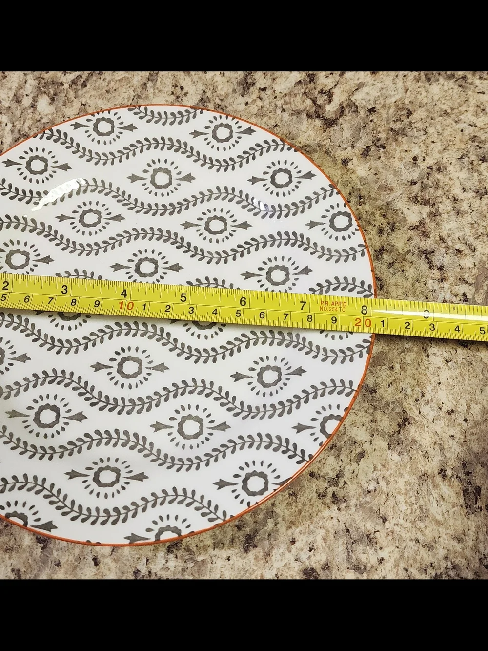 BAUM Tangier Set of 3 Dinner Plates White/Gray Geometric Orange Rim Safe